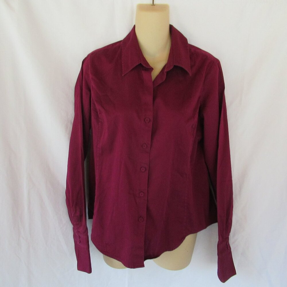 Tablots top shirt Size 8 magenta button up long sleeves